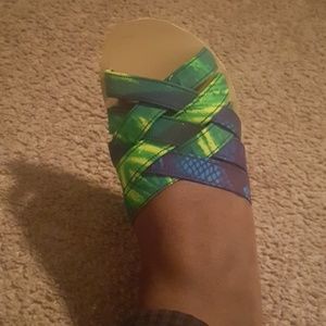 AFRICAN print slippers with green and blue color